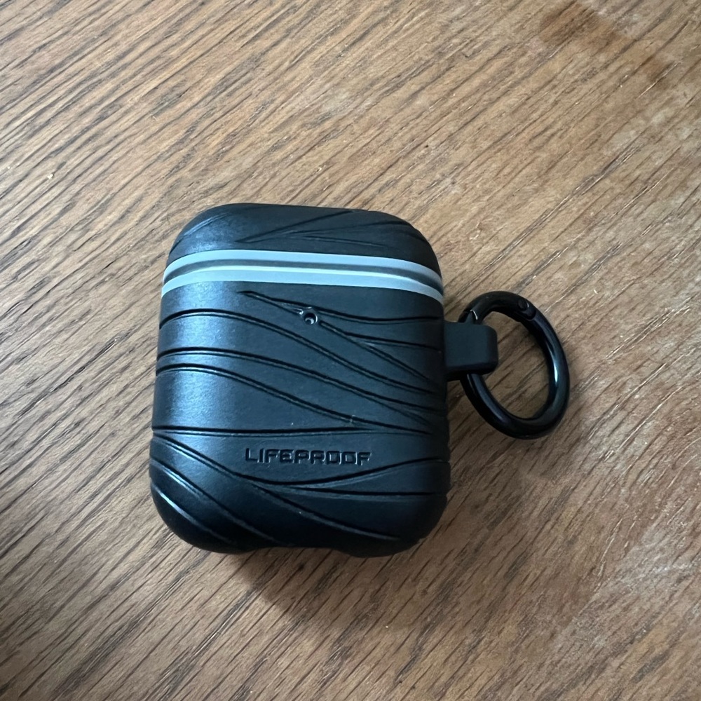 life proof air pods case